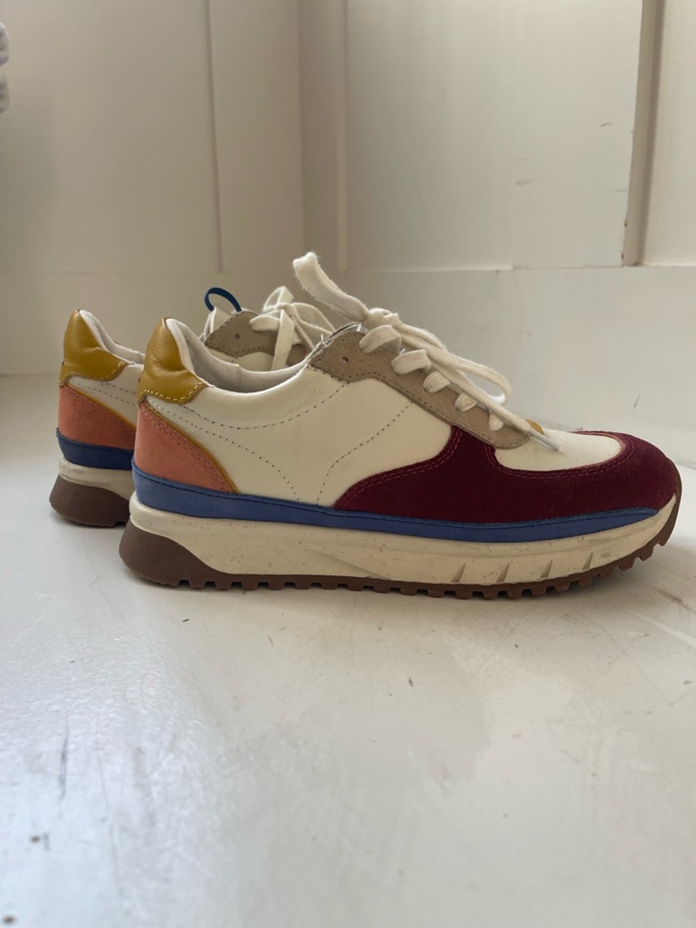 Madewell Colorblock Retro Runner Sneakers in Burgundy, Cream & Blue